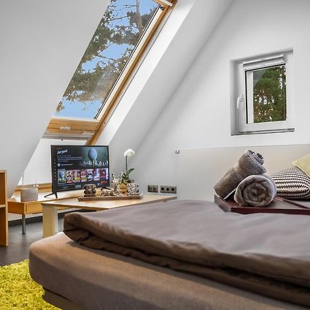 Gesamte Unterkunft - Buero - Kueche - Netflix Nürnberg Exterior foto